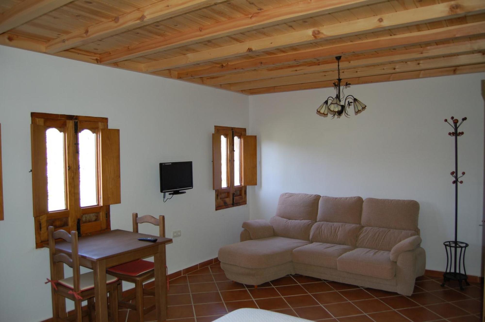 La Molinilla Apartamentos Y Hammam (Adults Only) Linares de la Sierra Exterior photo