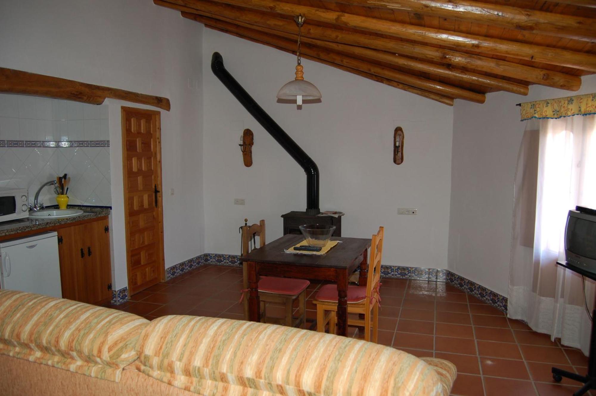 La Molinilla Apartamentos Y Hammam (Adults Only) Linares de la Sierra Exterior photo